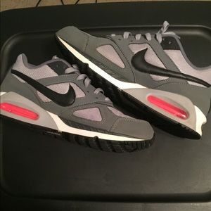 Nike Air Max IVO size 10.5